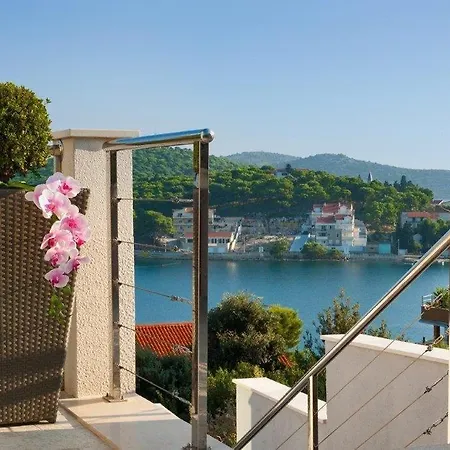 Luxury M Rogoznica (Sibenik-Knin)