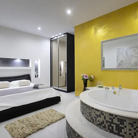 Luxury M Villa *