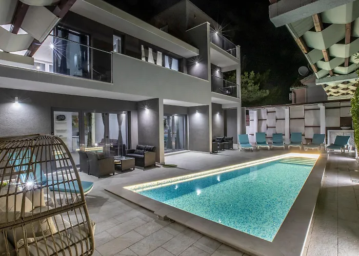 Luxury M Rogoznica (Sibenik-Knin)